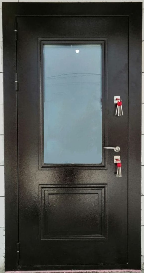 Железная входная дверь в коттедж RS-806
